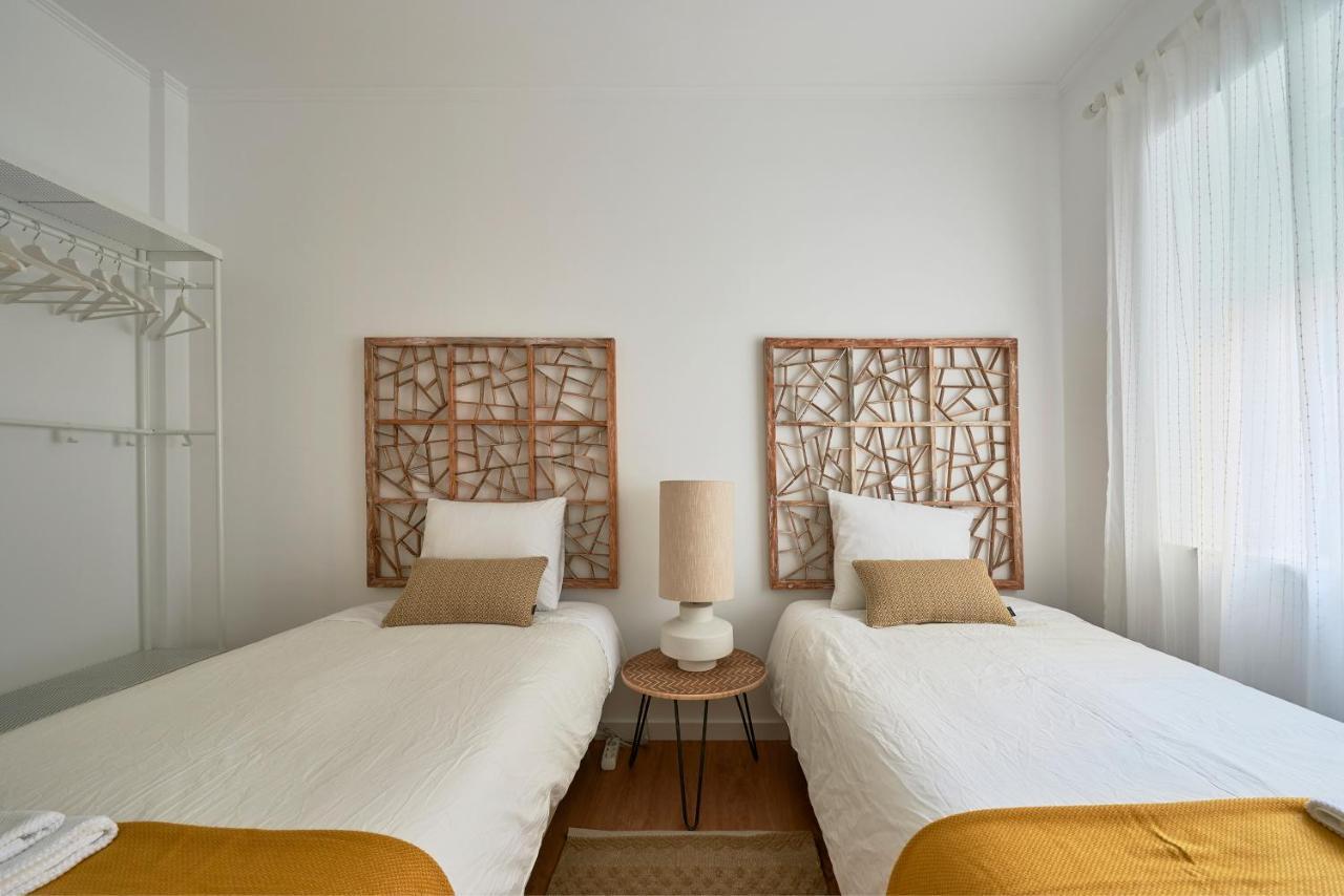 Belém Light Filled Apt With Patio, By TimeCooler Lisboa Exterior foto
